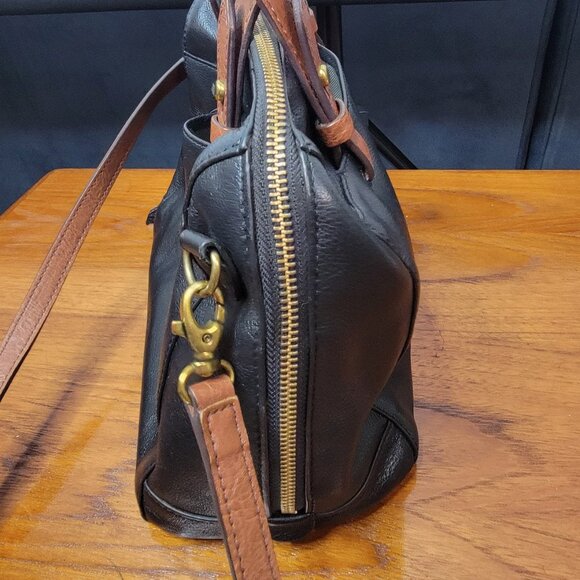 Fossil Black Leather Satchel Crossbody – Classic Style, Good Condition - Picture 13 of 15